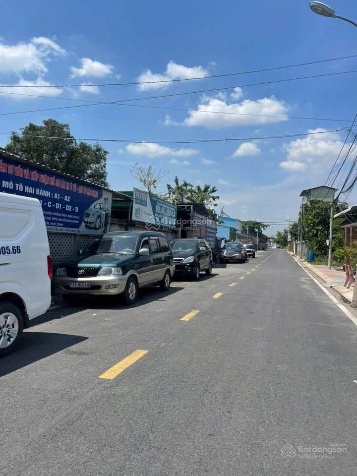 Bán gấp lô đất mặt tiền đường nhựa ngay nguyễn văn khạ, 120m2 thổ cư, shr, gía chỉ 1.25 tỷ