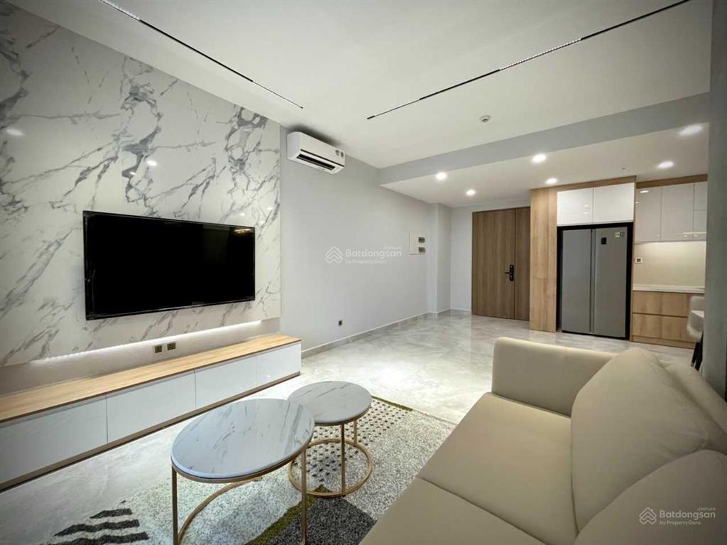 Bán nhanh căn hộ midtown (m5) 2pn view đông nam ô xe hầm cực hot giá 9,3 tỷ