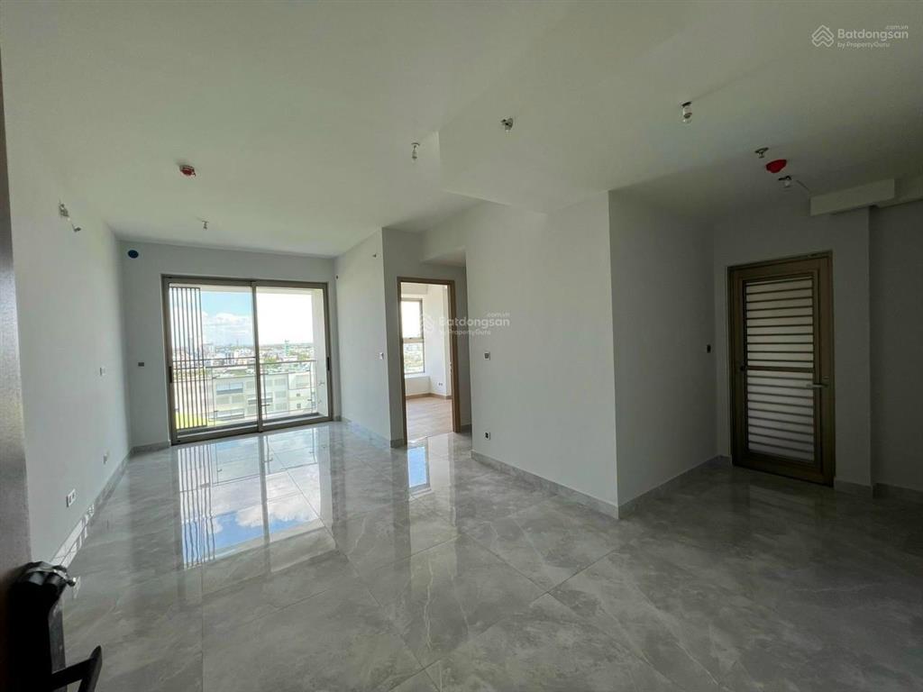 Bán gấp căn góc 2pn midtown m7 85m2 full nt, có ô xe hầm giá 9,8 tỷ giá hời