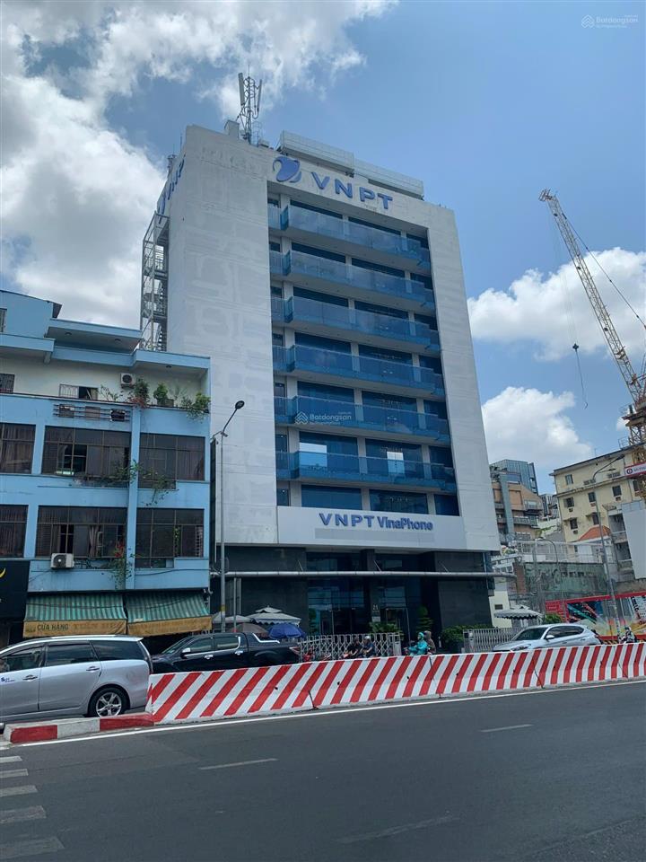 Tòa nhà vp nguyễn hoàng, tp. thủ đức. 1400m2 sàn. h8t 12mx20m. dtcn 220m2. hđt 380tr/th giá 79 tỷ