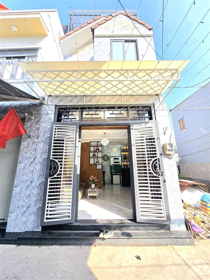 Nhà bán đường trước nhà xe hơi gần phú mỹ hưng quận 7 gần cầu phú xuân