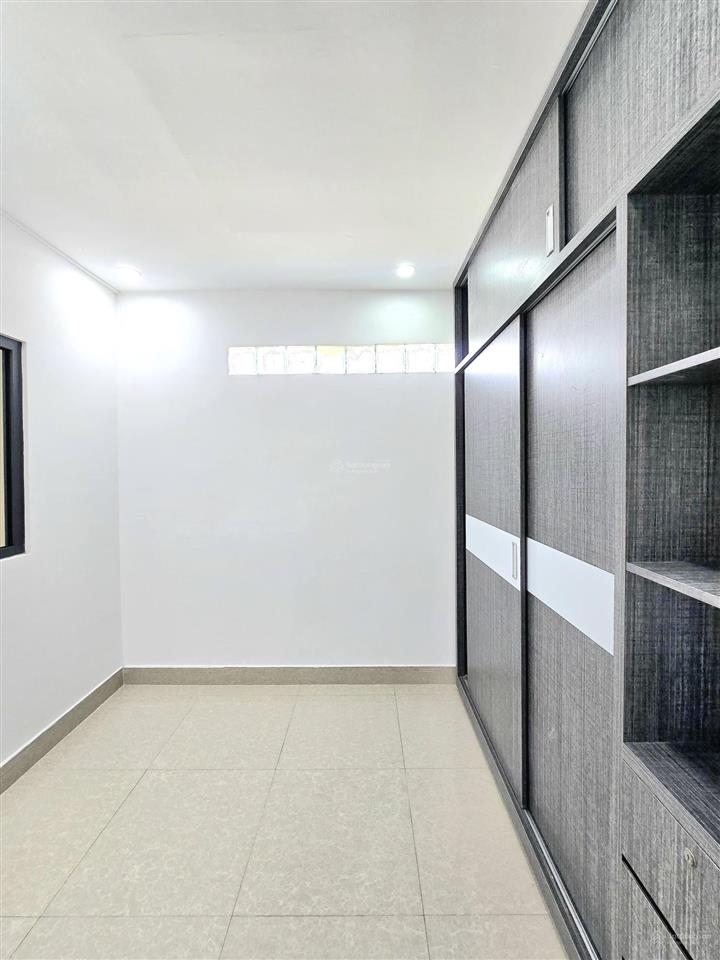 Nhà bán đường trước nhà xe hơi gần phú mỹ hưng quận 7 gần cầu phú xuân