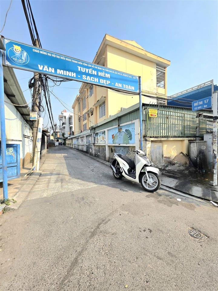 Nhà mới đẹp vào với liền chính chủ cần bán