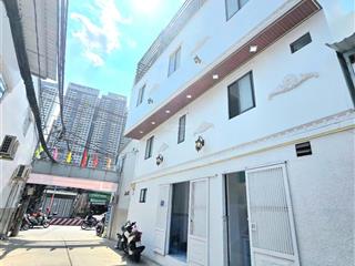 Nhà quận 7 cách mặt đường huỳnh tấn phát 2 m đường trước nhà 8 m vị trí mua bán kinh doanh