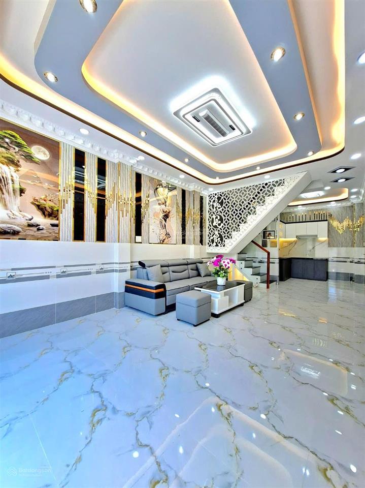 Nhà có sổ hồng 1 lầu đường huỳnh tấn phát
