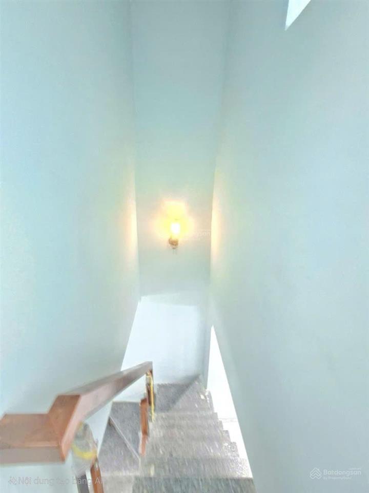 Bán nhà liền kề gần phú mỹ hưng quận 7 đường huỳnh tấn phát