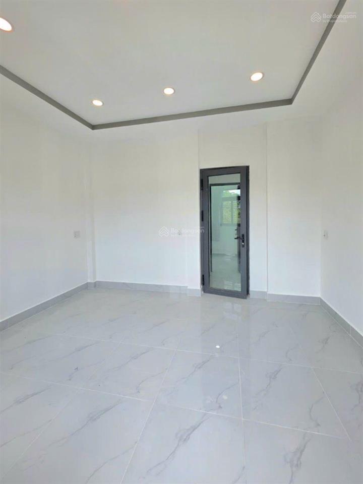 Nhà bán đường xe hơi gần phú mỹ hưng quận 7