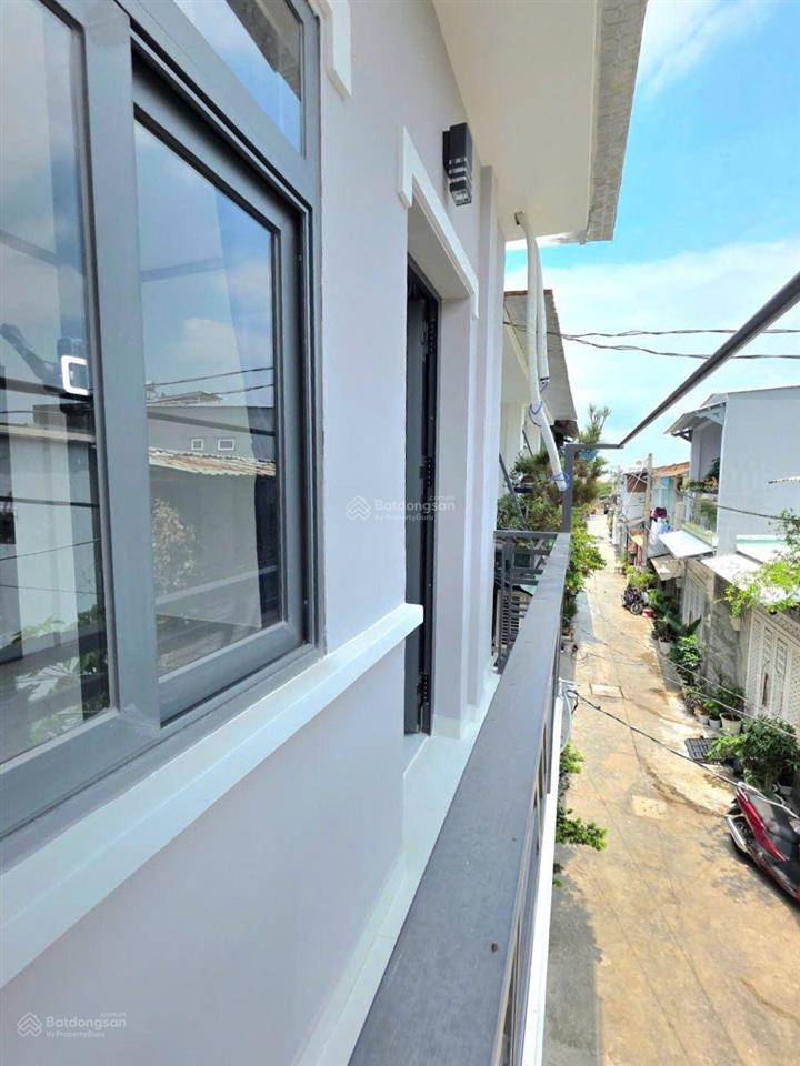 Nhà bán đường xe hơi gần phú mỹ hưng quận 7