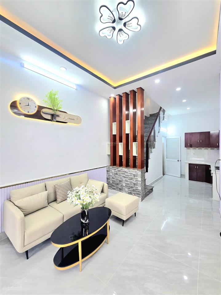 Bán nhà đẹp  xe hơi nhủ trong nhà  mặt tiền hẻm chính  kinh doanh được
