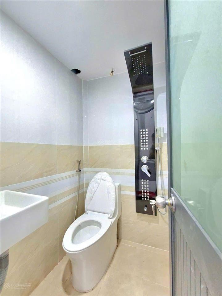 Nhà bán quận 7 huỳnh tấn phát gần quận 4
