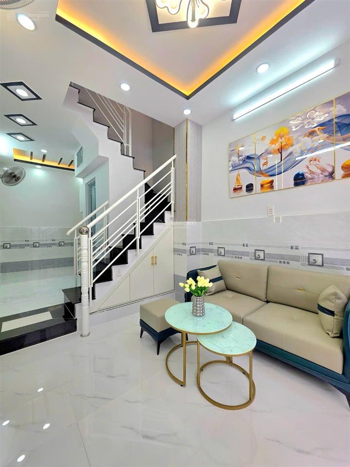 Bán nhà đẹp hẻm thoáng gần đường huỳnh tấn phát