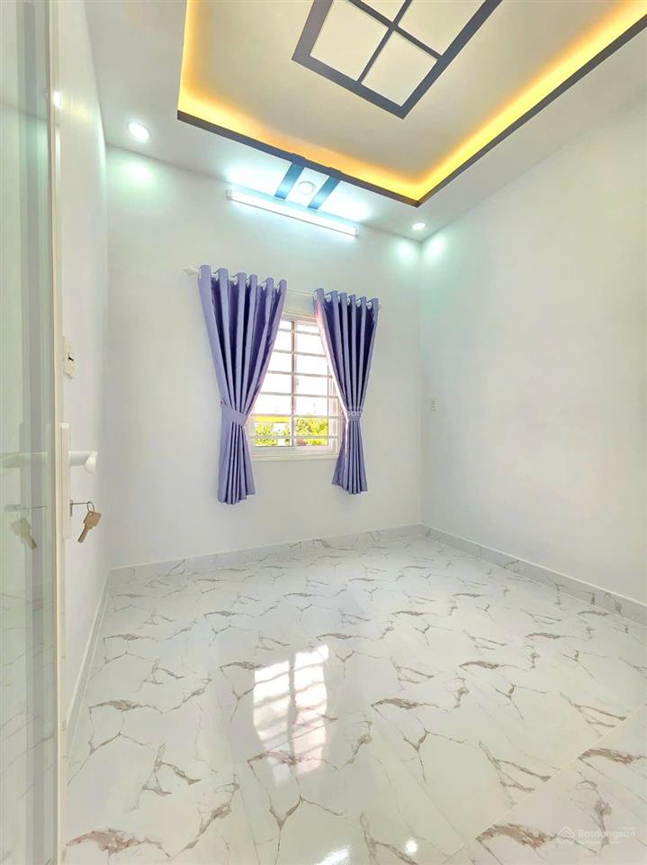 Bán nhà đẹp hẻm thoáng gần đường huỳnh tấn phát