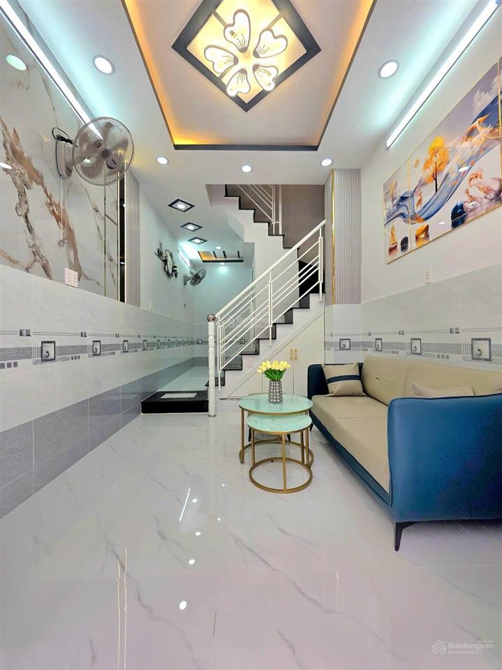 Bán nhà đẹp hẻm thoáng gần đường huỳnh tấn phát