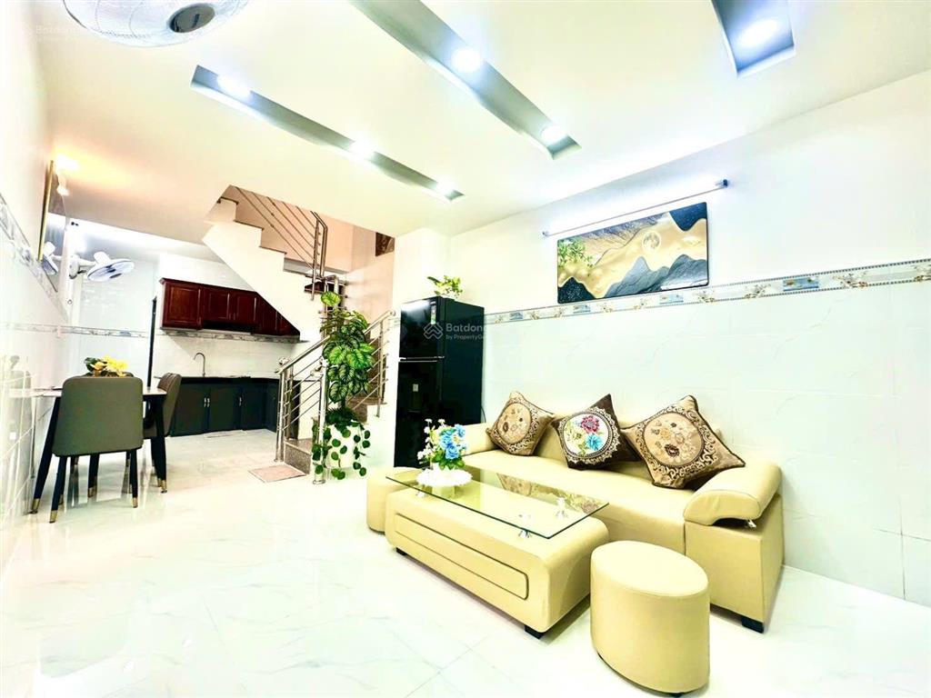 Nhà bán ngay cầu phú xuân gần phú mỹ hưng quận 7
