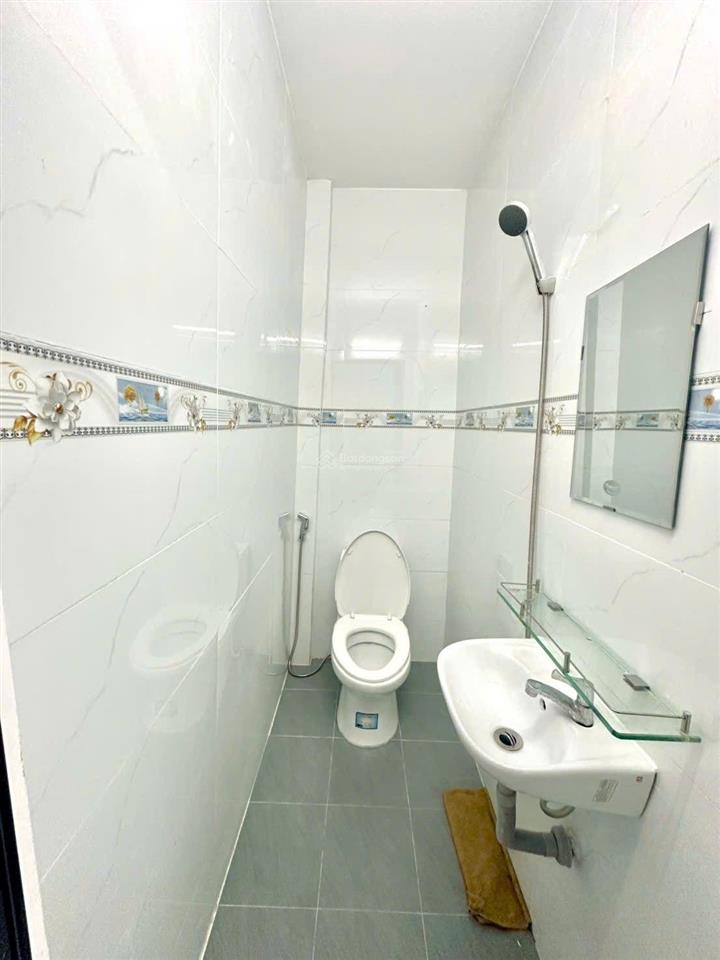Nhà bán ngay cầu phú xuân gần phú mỹ hưng quận 7