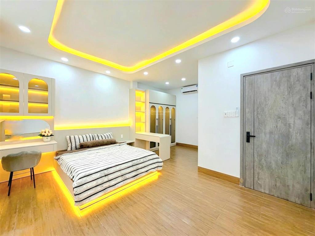 Bán nhà xây mới 100% lô nhì hẻm đường huỳnh tấn phát, nhà bè  5tỷ590  cách phú mỹ hưng 5phút