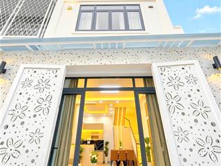 Bán nhà xây mới 100% lô nhì hẻm đường huỳnh tấn phát, nhà bè  5tỷ590  cách phú mỹ hưng 5phút