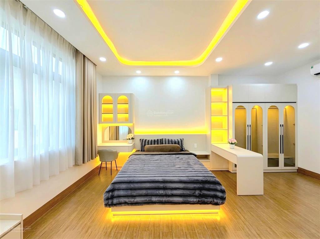 Bán nhà xây mới 100% lô nhì hẻm đường huỳnh tấn phát, nhà bè  5tỷ590  cách phú mỹ hưng 5phút