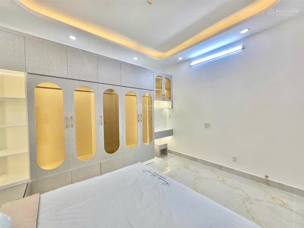 Nhà bán mặt tiền hẻm vị trí mua bán kinh doanh gần cầu phú xuân huỳnh tấn phát