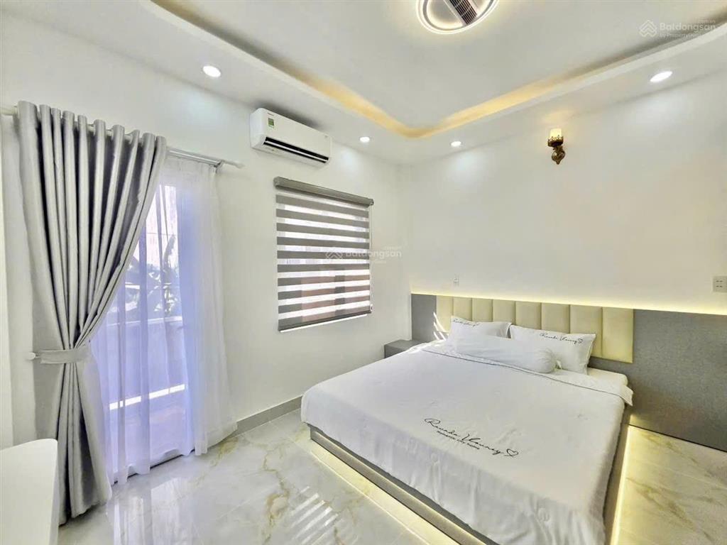 Nhà bán mặt tiền hẻm vị trí mua bán kinh doanh gần cầu phú xuân huỳnh tấn phát