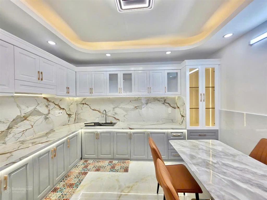 Nhà bán mặt tiền hẻm vị trí mua bán kinh doanh gần cầu phú xuân huỳnh tấn phát