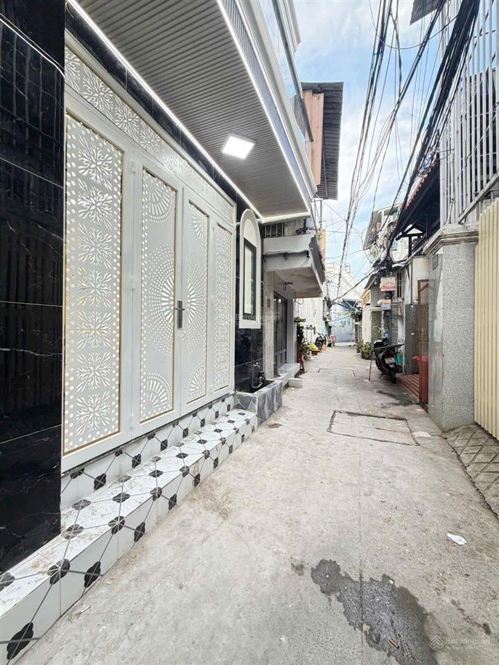 Nhà đẹp  1 lầu, full nội thất  hẻm 4m gần chợ trường học