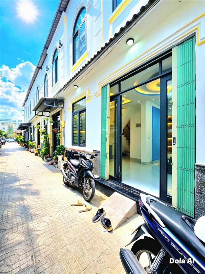 Nhà đẹp vào liền 3 phòng ngủ gần phú mỹ hưng quận 7