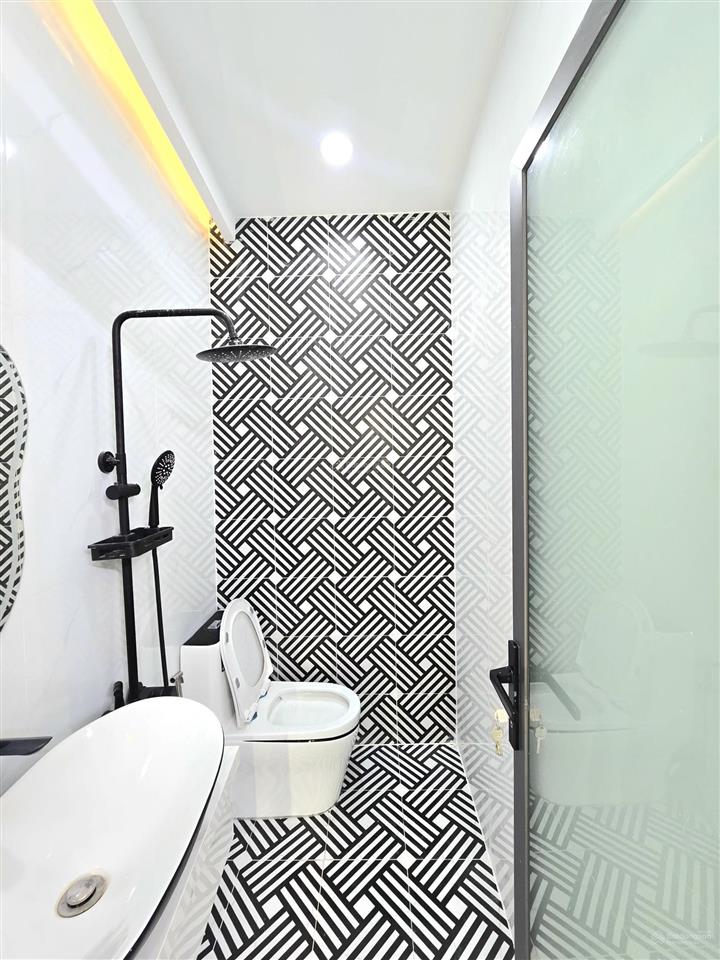 Nhà sổ hồng riêng 2 tỷ 700. gần phú mỹ hưng quận 7