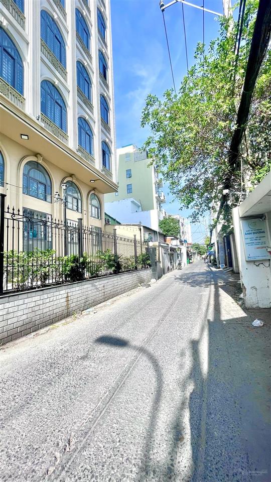 Gần cư xá ngân hàng, 6m x 13m, sát hẻm xe hơi, tiện xây mới, xd cao tầng, giá 5.4 tỷ