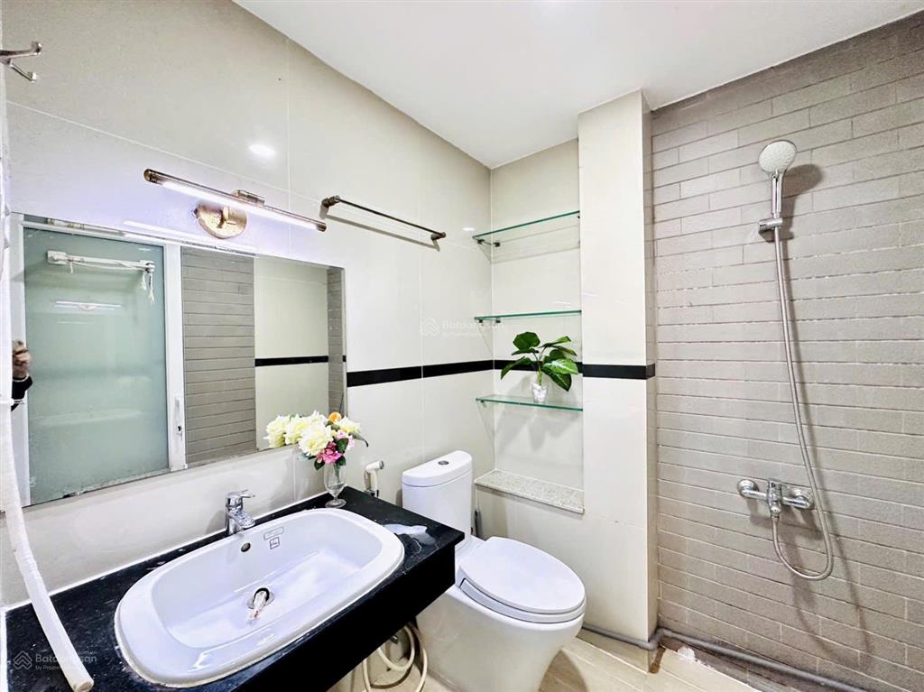 Siêu phẩm căn góc 2mt hxh huỳnh tấn phát, 4 tầng, 5.5m x 19m, dòng tiền 30tr/tháng, 8.49 tỷ