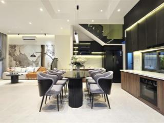 Căn góc 2mt hxh giáp quận 7, 8.5m x 10m, 4 tầng, full nt cao cấp, giá 8.4 tỷ