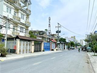 Mặt tiền đường 12m, giáp quận 7, 125m2, không quy hoạch, xd cao tầng, giá 5.9 tỷ