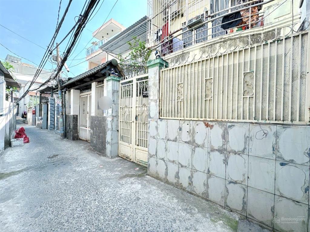 Nhà phố 2 tầng sát hxh nguyễn thị thập, 4m x 19m, hẻm thông, giá 4.68 tỷ