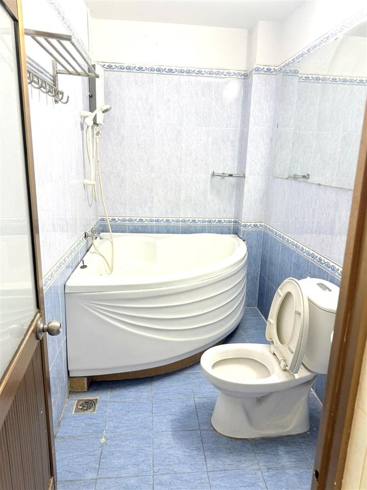 Nhà phố 2 tầng hxh đường số lý phục man, quận 7, 4m x 17m, ô tô ngủ nhà, chỉ 7.95 tỷ