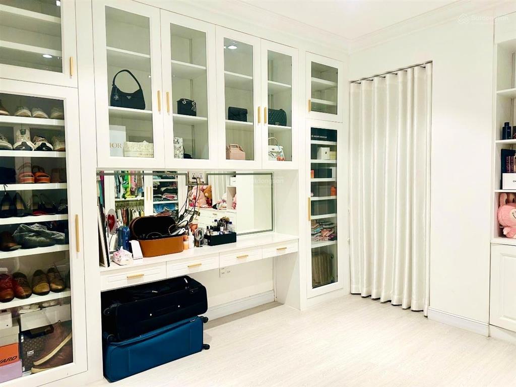 Siêu phẩm 4 tầng hẻm xe hơi ngay khu nam long, quận 7, 4.2m x 13m, full nt, chỉ 10.6 tỷ