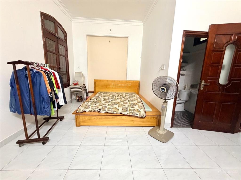 Nhà phố 4 tầng, đường nhựa 16m, khu đồng bộ cao tầng, quận 7, 5m x 18m, giá 9.x tỷ