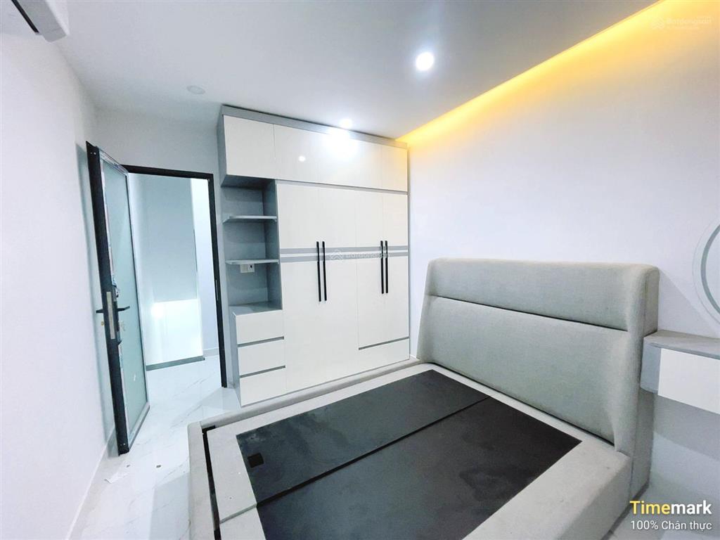 Nhà mới 2 tầng sát hxh lâm văn bền, quận 7, 3m x 9m, shr, không quy hoạch, giá 2,9 tỷ