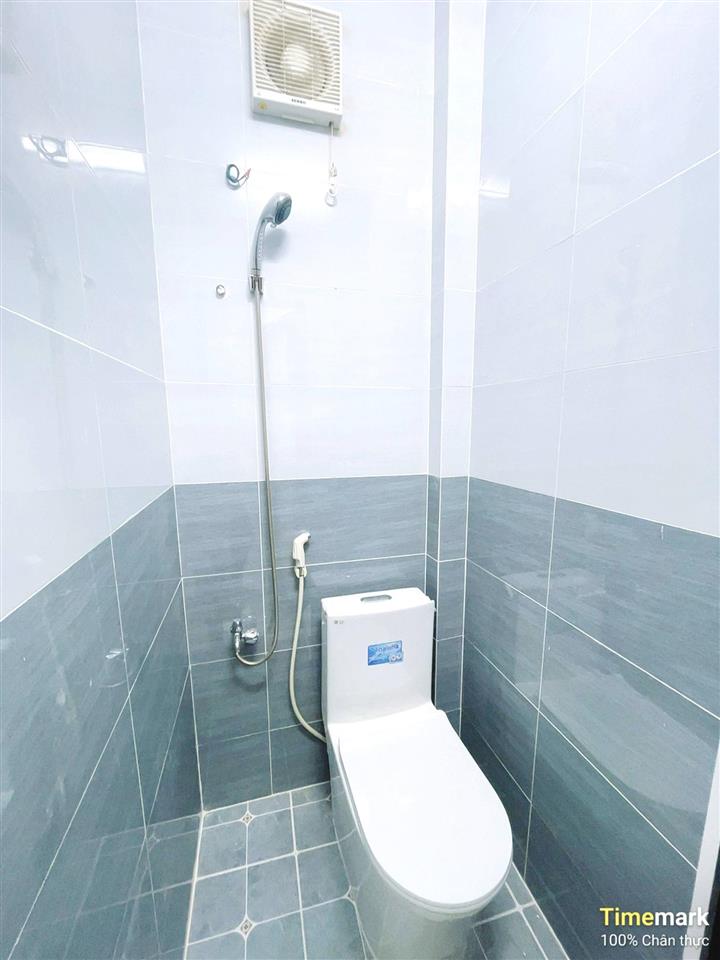 Nhà mới 2 tầng sát hxh lâm văn bền, quận 7, 3m x 9m, shr, không quy hoạch, giá 2,9 tỷ