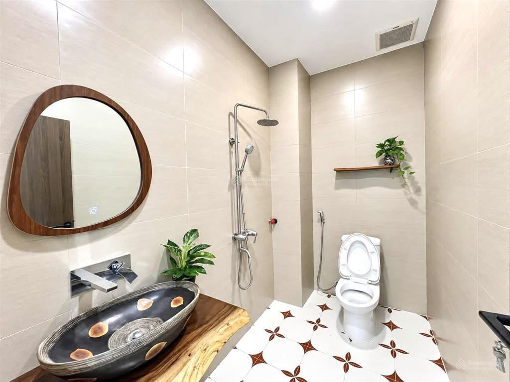 Sát mặt tiền huỳnh tấn phát, quận 7, 4.6m x 2, 2 tầng, ô tô đỗ cửa, 4pn full nt, chỉ 6.2 tỷ