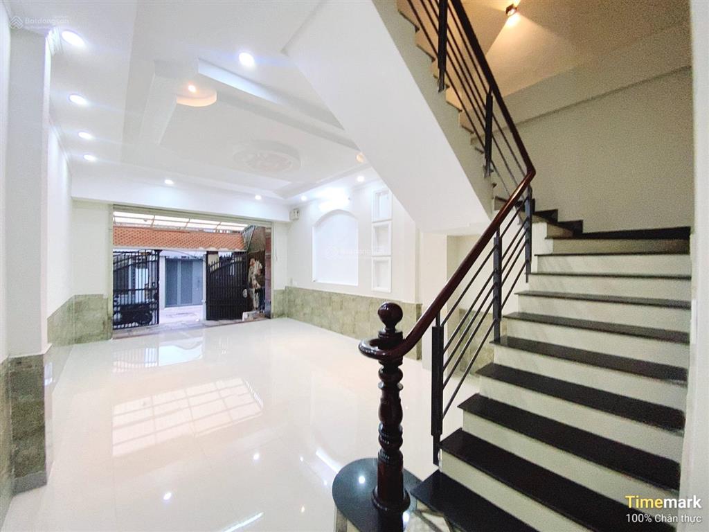 Siêu phẩm 4 tầng, ô tô ngủ nhà, ngay lotte mart, quận 7, 5m x 18m, 5pn lớn, giá chỉ 12.79tỷ