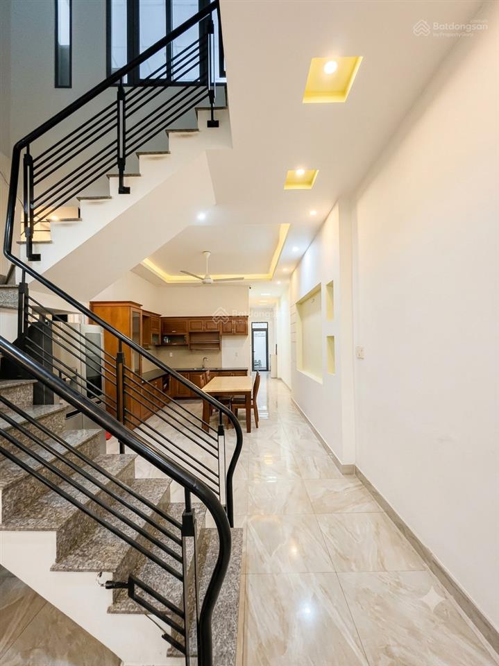 Giảm 3 tỷ còn 9.49 tỷ  sát mặt tiền nguyễn thị thập, quận 7, 2 tầng, 5m x 25m, hẻm 3m