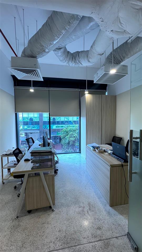 Cho thuê mặt bằng tầng 2, toà chung cư  văn phòng cao cấp phú mỹ complex ngoại giao đoàn