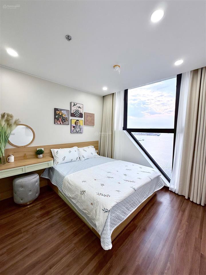 Green diamond hạ long 2pn 2wc view chính biển | full nội thất | sổ đỏ sẵn