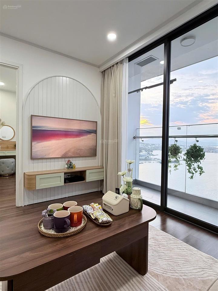 Green diamond hạ long 2pn 2wc view chính biển | full nội thất | sổ đỏ sẵn