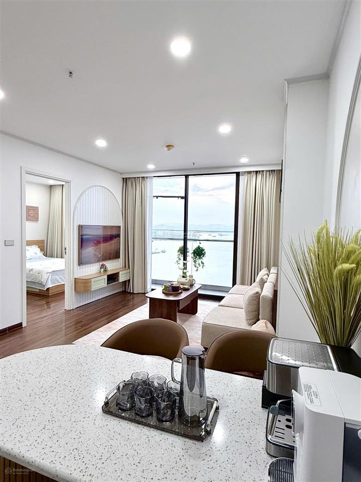 Green diamond hạ long 2pn 2wc view chính biển | full nội thất | sổ đỏ sẵn