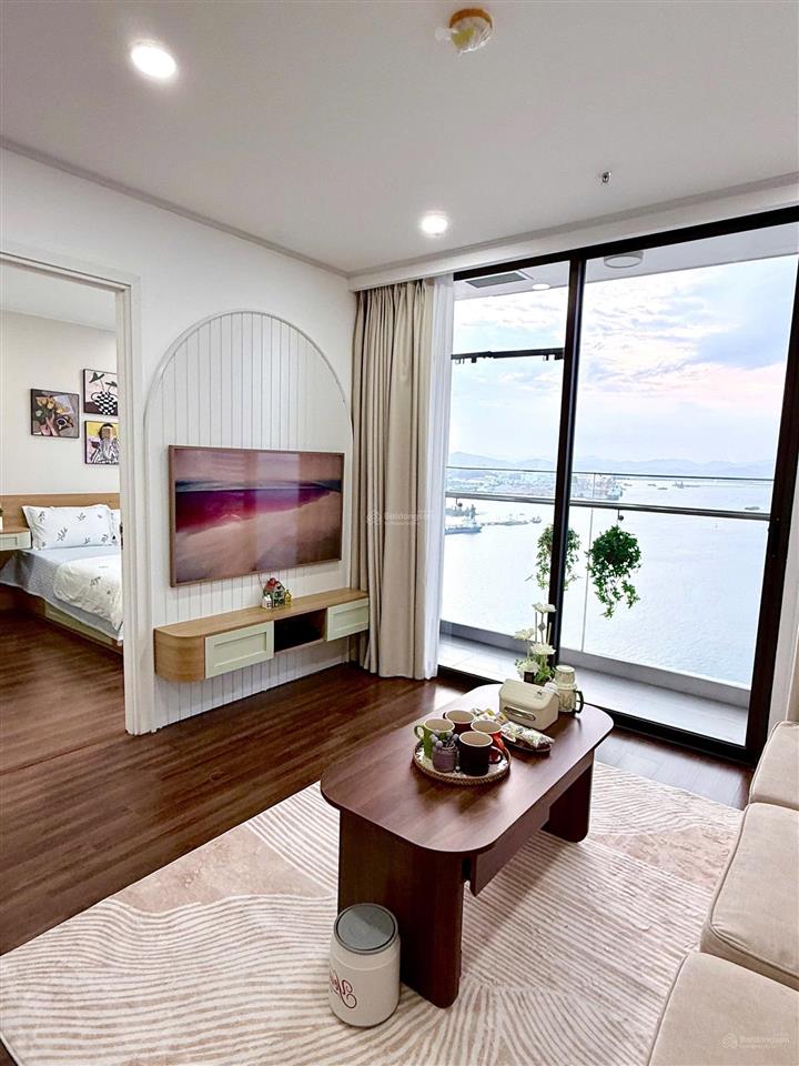 Green diamond hạ long 2pn 2wc view chính biển | full nội thất | sổ đỏ sẵn