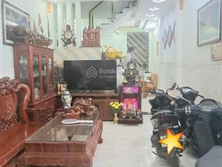 Hạ giá mới 5 tỷ 250. nhà đẹp 3 tầng (4x16) + 5pn. hẻm to 8m. sát ngã tư gò mây thông ng. thị tú.