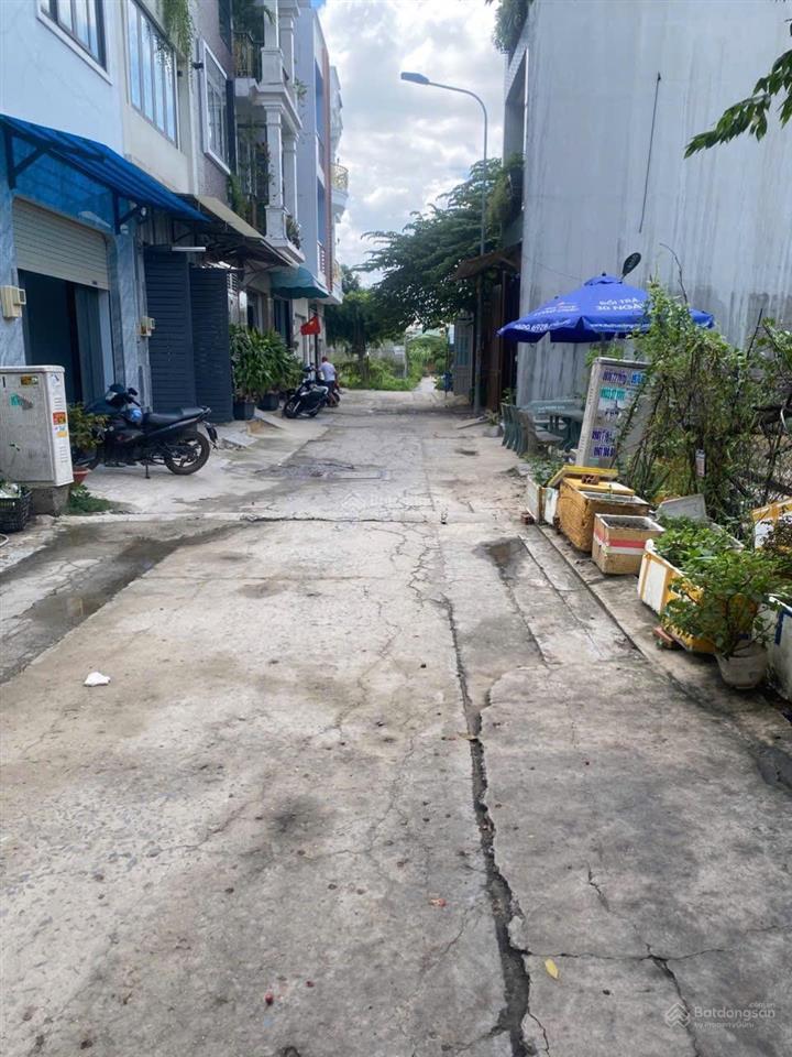 Bán đất thổ cư (4 x 14) khu xây cao tầng bình thành, gần chợ công viên hồ trái tim. nhỉnh 4 tỷ (tl)