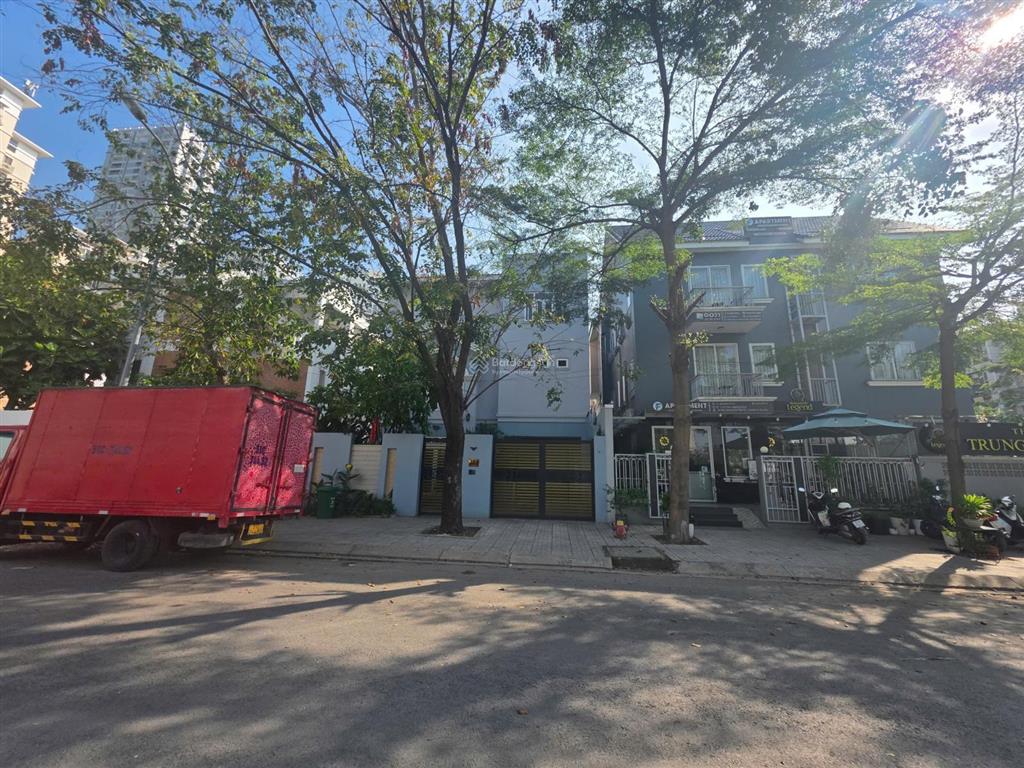 Biệt thự an phú  đường bắc nam, thủ đức | dt 237,4m | shr | có dòng tiền 48 tr| giá 69 tỷ