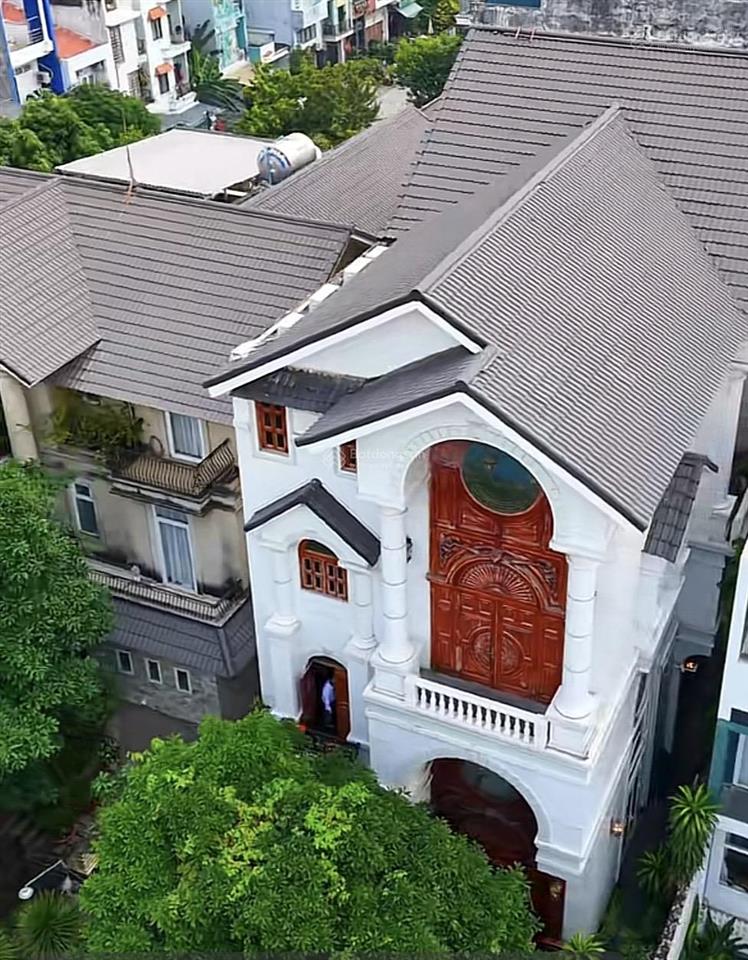 Bán biệt thự cao cấp thảo điền  đường xuân thủy  (10x26)1 hầm 4 tầng  78 tỷ